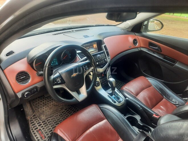 Chevrolet Cruze 2014, 188,000 km - 1.4 l - Şəmkir