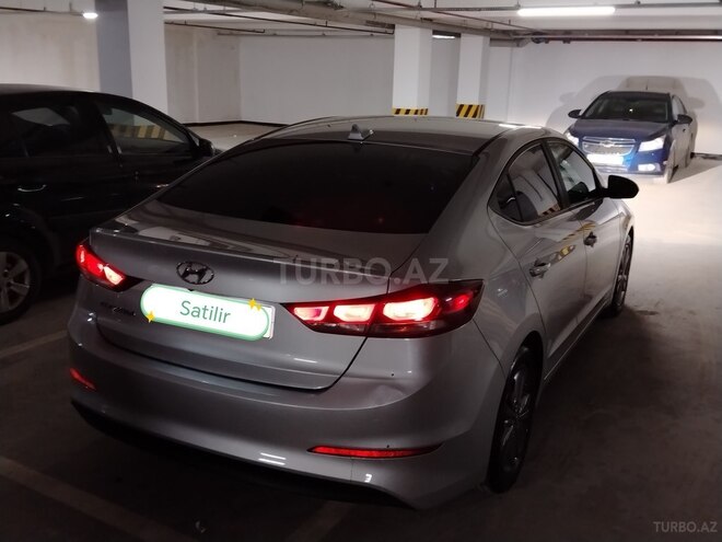 Hyundai Elantra 2016, 111,000 km - 2.0 l - Bakı