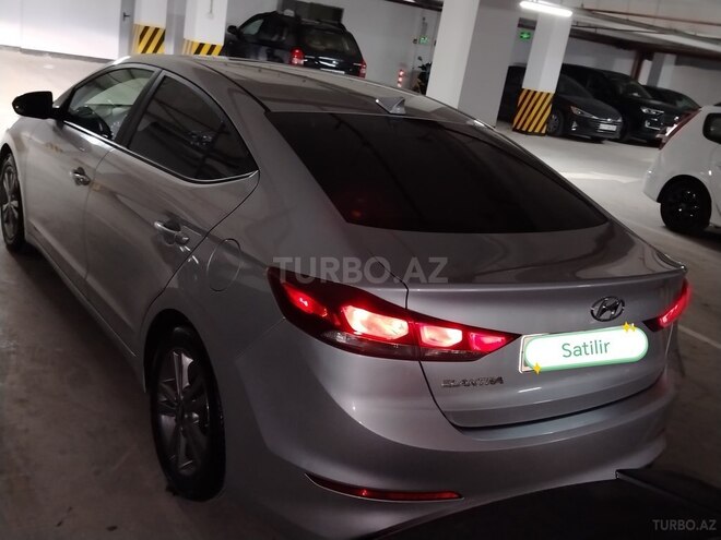 Hyundai Elantra 2016, 111,000 km - 2.0 l - Bakı