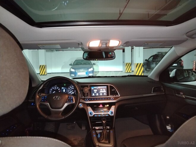 Hyundai Elantra 2016, 111,000 km - 2.0 l - Bakı