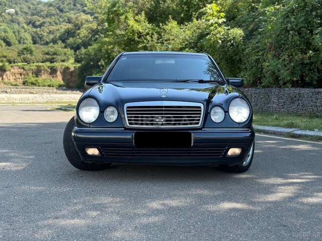Mercedes E 240 1999, 180,000 km - 2.4 l - Bakı