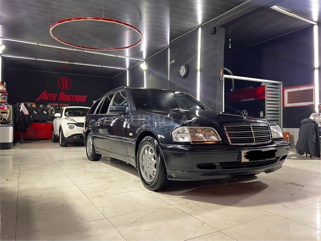 Mercedes C 220 d 2000, 330,000 km - 2.2 l - Bakı