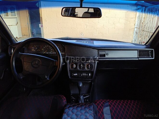 Mercedes 190 1990, 290,000 km - 2.0 л - Bərdə