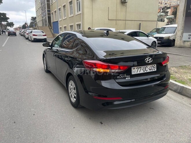 Hyundai Elantra 2018, 102,341 km - 2.0 l - Bakı