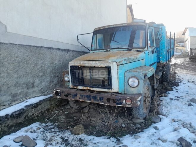 GAZ  1993, 198,075 km - 4.5 l - Qusar