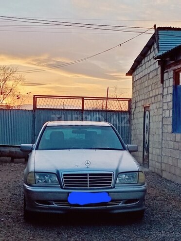 Mercedes C 180 2000, 275,000 km - 1.8 л - Ağdam