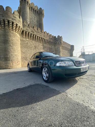 Audi A4 1995, 275,000 km - 1.8 l - Bakı