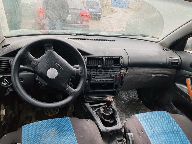 Volkswagen Passat 1998, 289,000 km - 1.8 l - Bakı