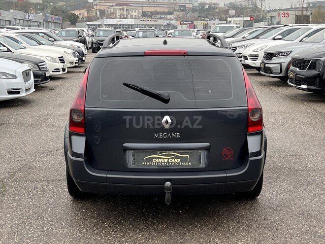 Renault Megane-7