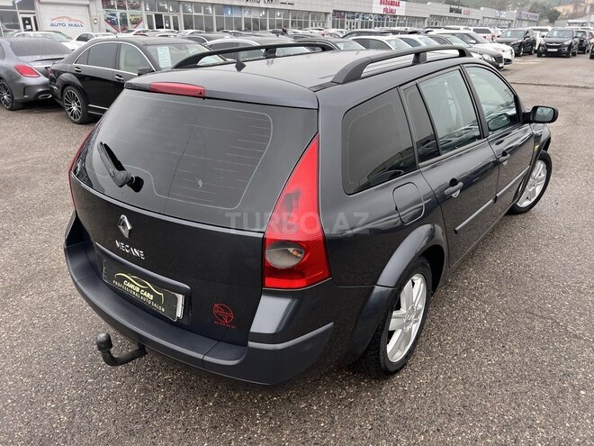 Renault Megane-6