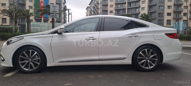 Hyundai Grandeur 2015, 130,000 km - 2.2 л - Bakı