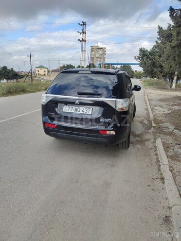 Mitsubishi Outlander 2014, 200,000 km - 2.0 l - Bakı