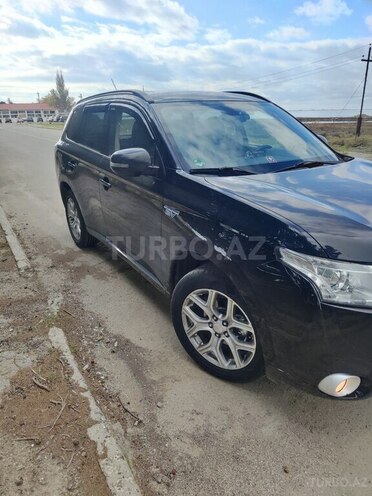 Mitsubishi Outlander 2014, 200,000 km - 2.0 l - Bakı