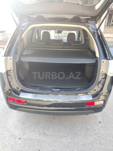 Mitsubishi Outlander 2014, 200,000 km - 2.0 l - Bakı