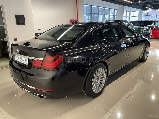 BMW 760-6