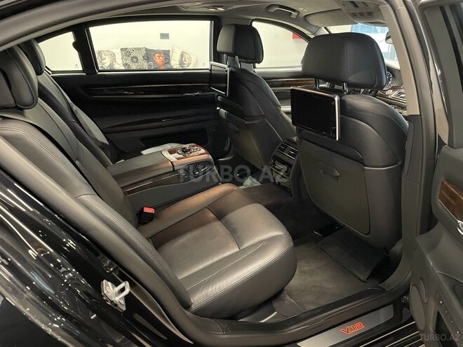 BMW 760-12