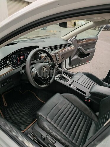 Volkswagen Passat 2016, 206,000 km - 2.0 l - Bakı