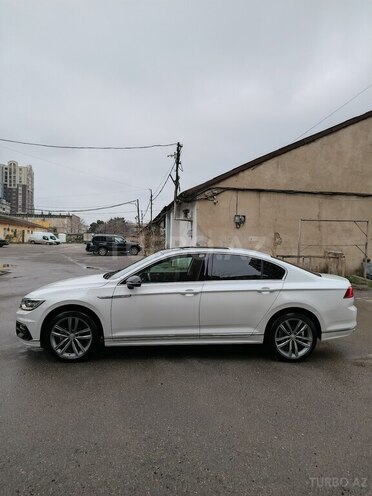 Volkswagen Passat 2016, 206,000 km - 2.0 l - Bakı