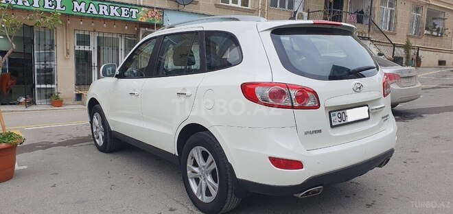 Hyundai Santa Fe-6