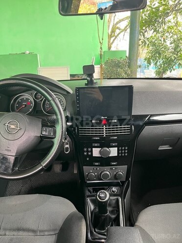 Opel Astra 2006, 235,263 km - 1.3 l - Astara