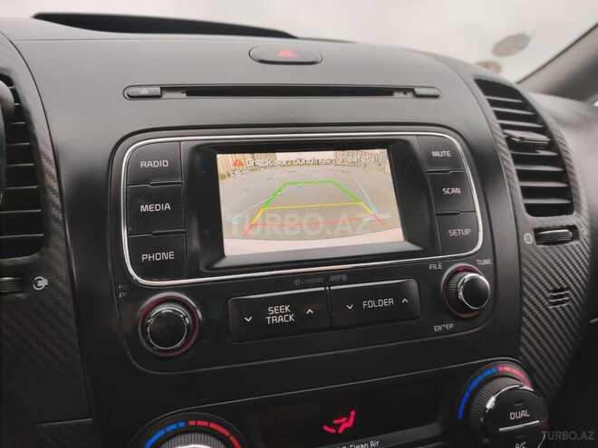 Kia Cerato-12