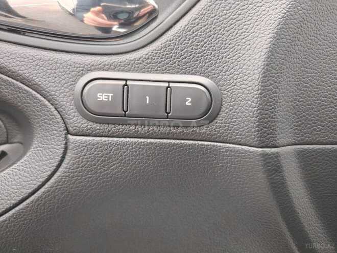 Kia Cerato-13
