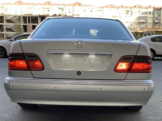 Mercedes E 320 2000, 287,898 km - 3.2 l - Bakı