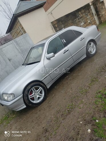 Mercedes C 240 1998, 281,452 km - 2.4 l - Masallı