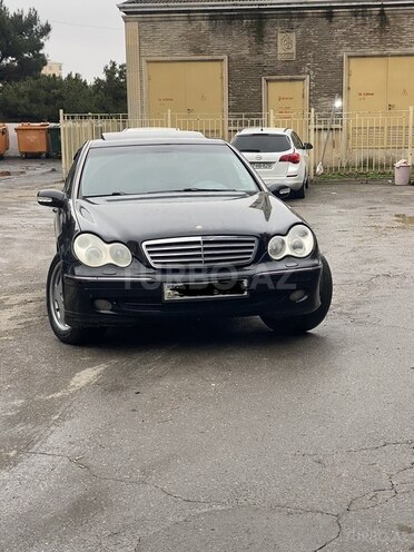 Mercedes C 240 2003, 117,160 km - 2.4 l - Bakı