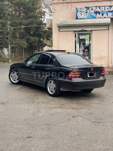 Mercedes C 240 2003, 117,160 km - 2.4 l - Bakı