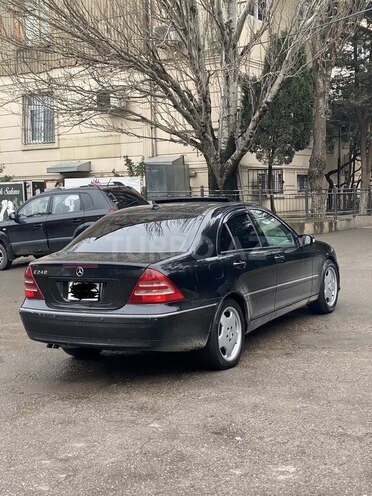 Mercedes C 240 2003, 117,160 km - 2.4 l - Bakı