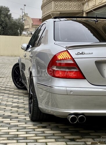 Mercedes E 320 2002, 236,000 km - 3.2 l - Bakı