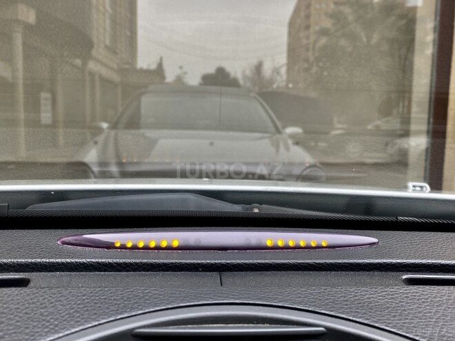 Mercedes E 320 2002, 236,000 km - 3.2 l - Bakı