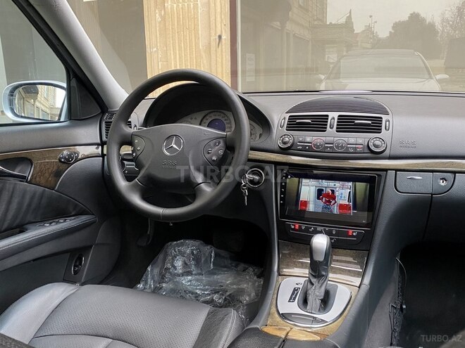 Mercedes E 320 2002, 236,000 km - 3.2 l - Bakı