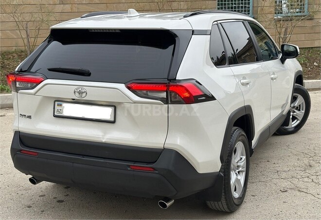 Toyota RAV4 2019, 100,000 km - 2.0 l - Bakı