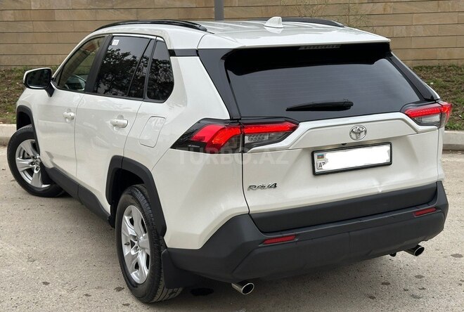 Toyota RAV4 2019, 100,000 km - 2.0 l - Bakı