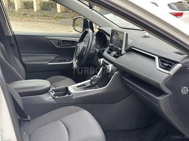 Toyota RAV4 2019, 100,000 km - 2.0 l - Bakı