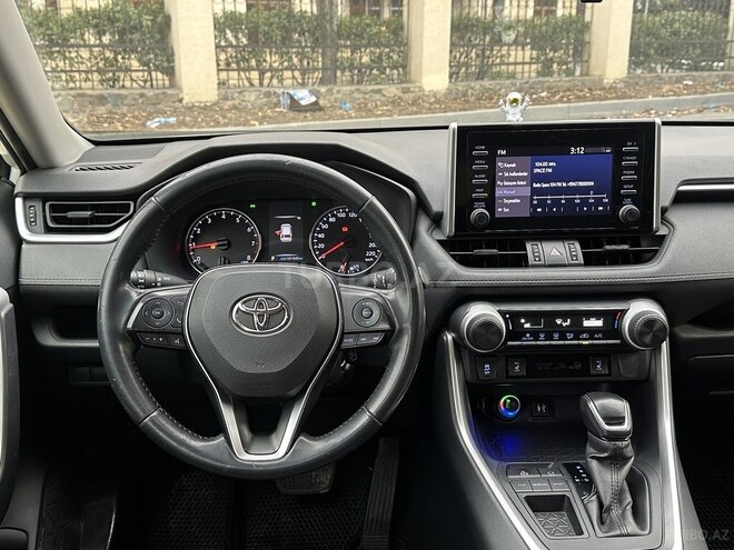 Toyota RAV4 2019, 100,000 km - 2.0 l - Bakı