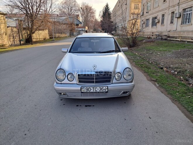 Mercedes E 230 1995, 125,300 km - 2.3 l - Qazax