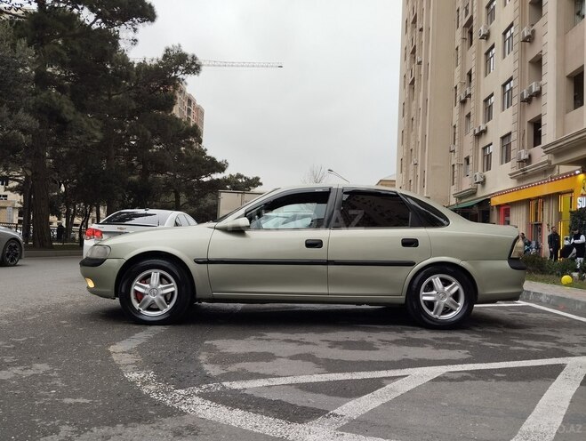 Opel Vectra 1996, 274,689 km - 2.0 l - Bakı