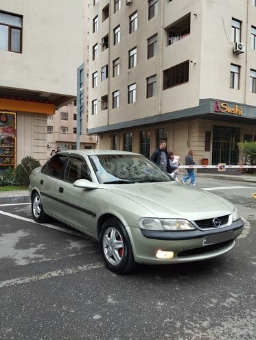 Opel Vectra 1996, 274,689 km - 2.0 l - Bakı