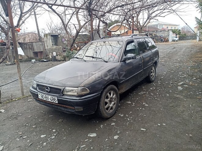 Opel Astra 1997, 218,380 km - 1.6 l - Zaqatala