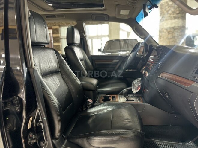 Mitsubishi Pajero 2008, 198,000 km - 3.0 l - Bakı