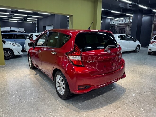 Nissan Note-2