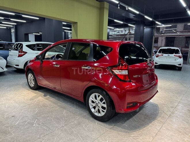 Nissan Note-9