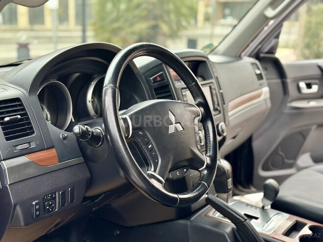 Mitsubishi Pajero 2012, 227,899 km - 3.2 л - Bakı