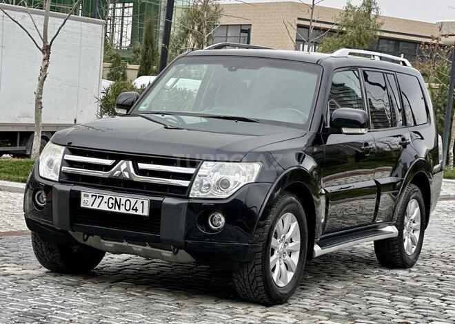 Mitsubishi Pajero 2012, 227,899 km - 3.2 л - Bakı