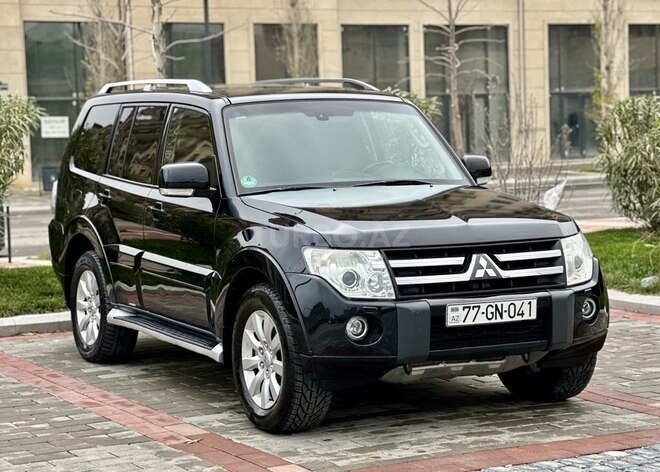 Mitsubishi Pajero 2012, 227,899 km - 3.2 л - Bakı