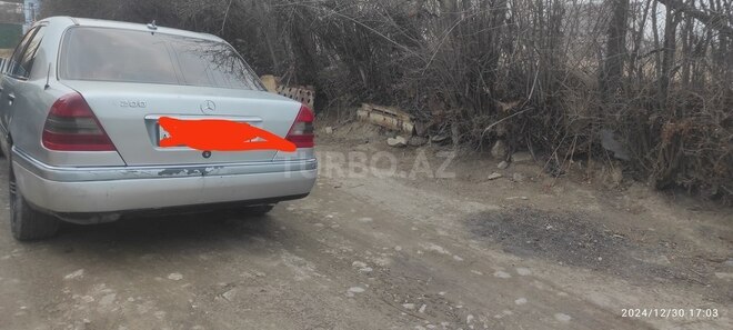 Mercedes C 180 1994, 526,654 km - 1.8 л - Tovuz