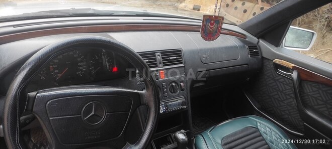 Mercedes C 180 1994, 526,654 km - 1.8 л - Tovuz